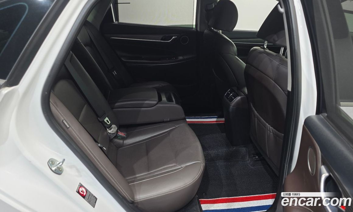 Hyundai Grandeur (IG) 6th Gen фото 12