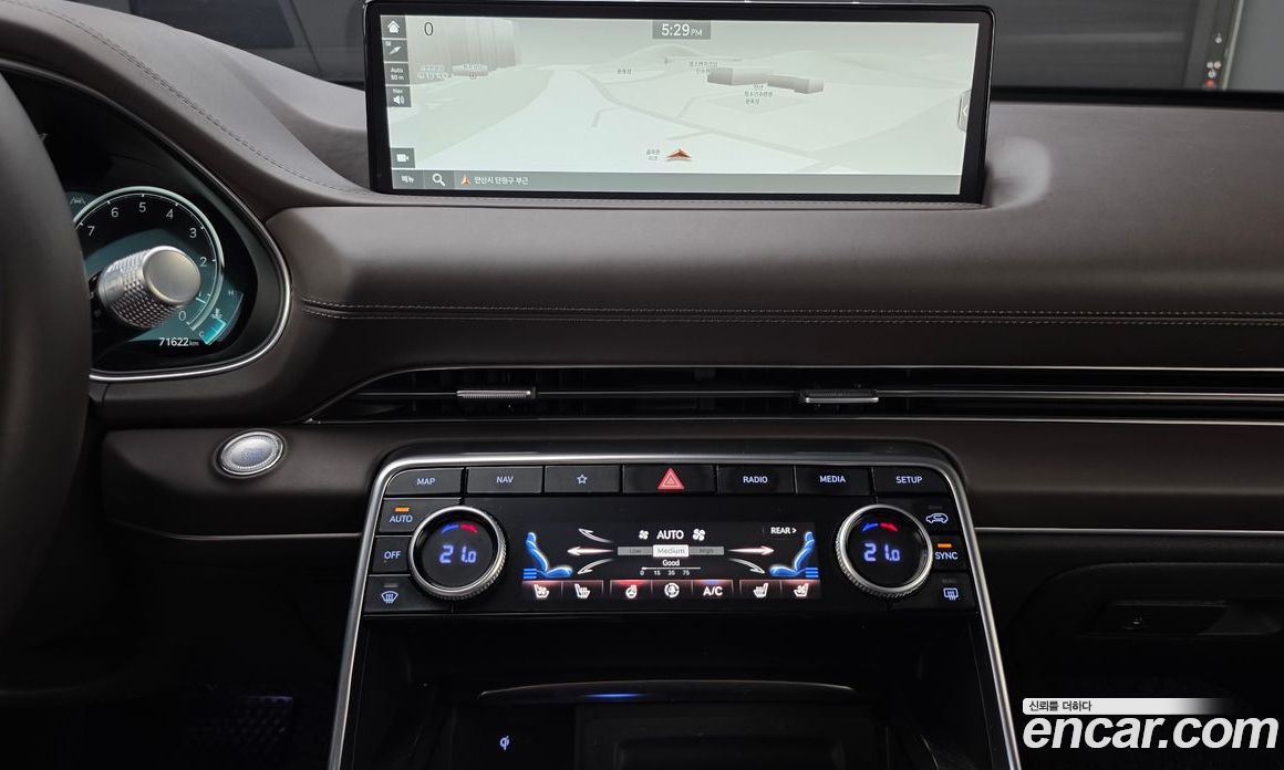 Genesis GV80 фото 17