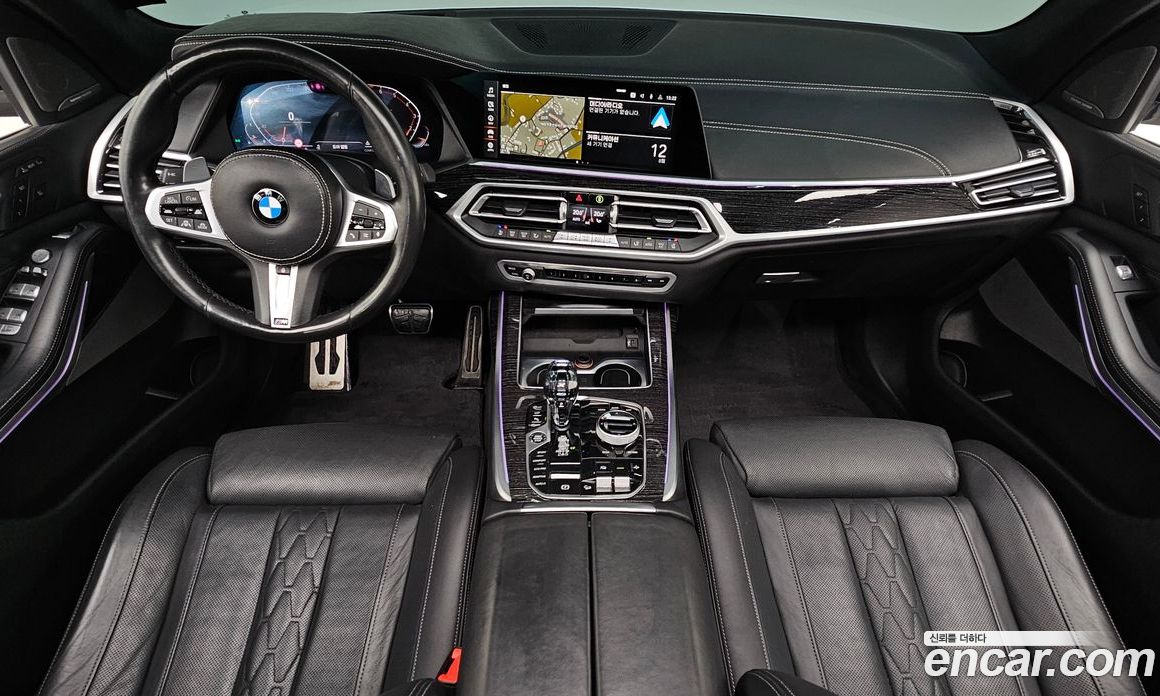 BMW X7 (G07) фото 7