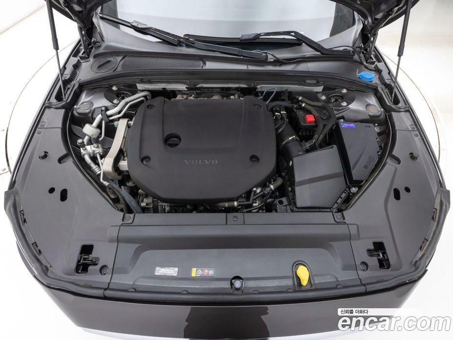 Volvo S90 фото 7