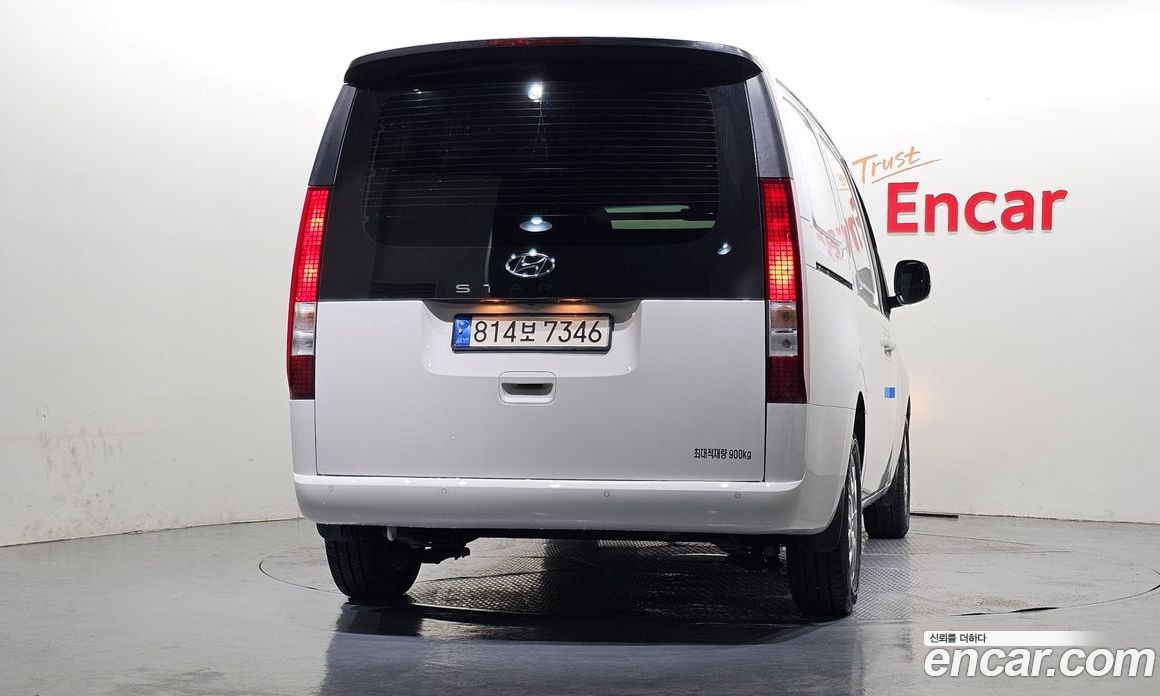Hyundai Staria фото 4