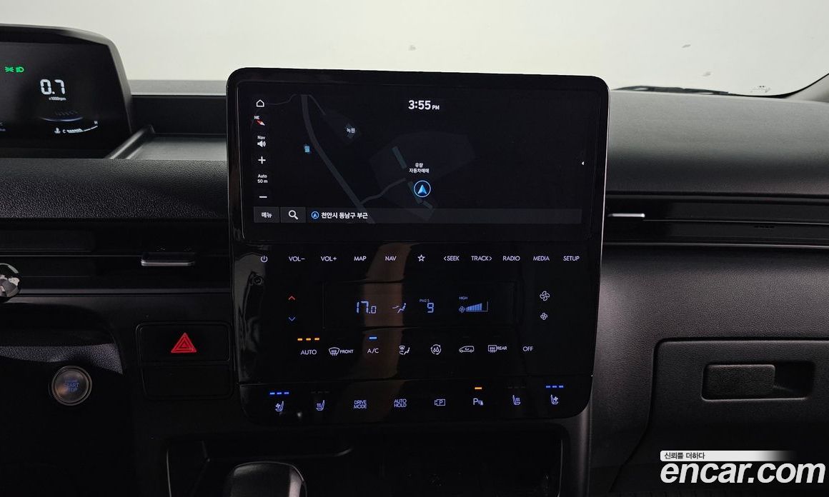 Hyundai Staria фото 15