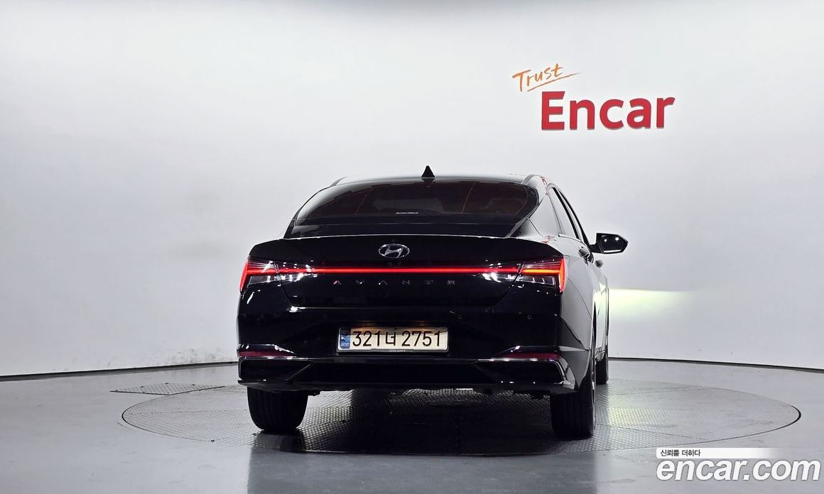Hyundai Avante (CN7) фото 4