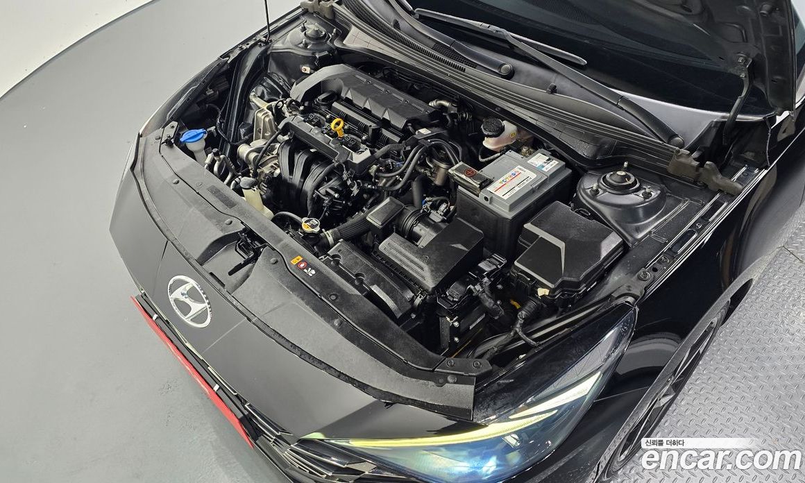 Hyundai Avante (CN7) фото 6