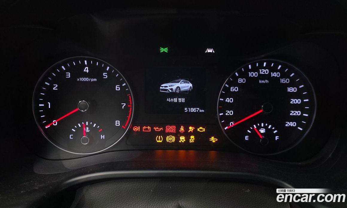 Kia K3 2nd Gen фото 29