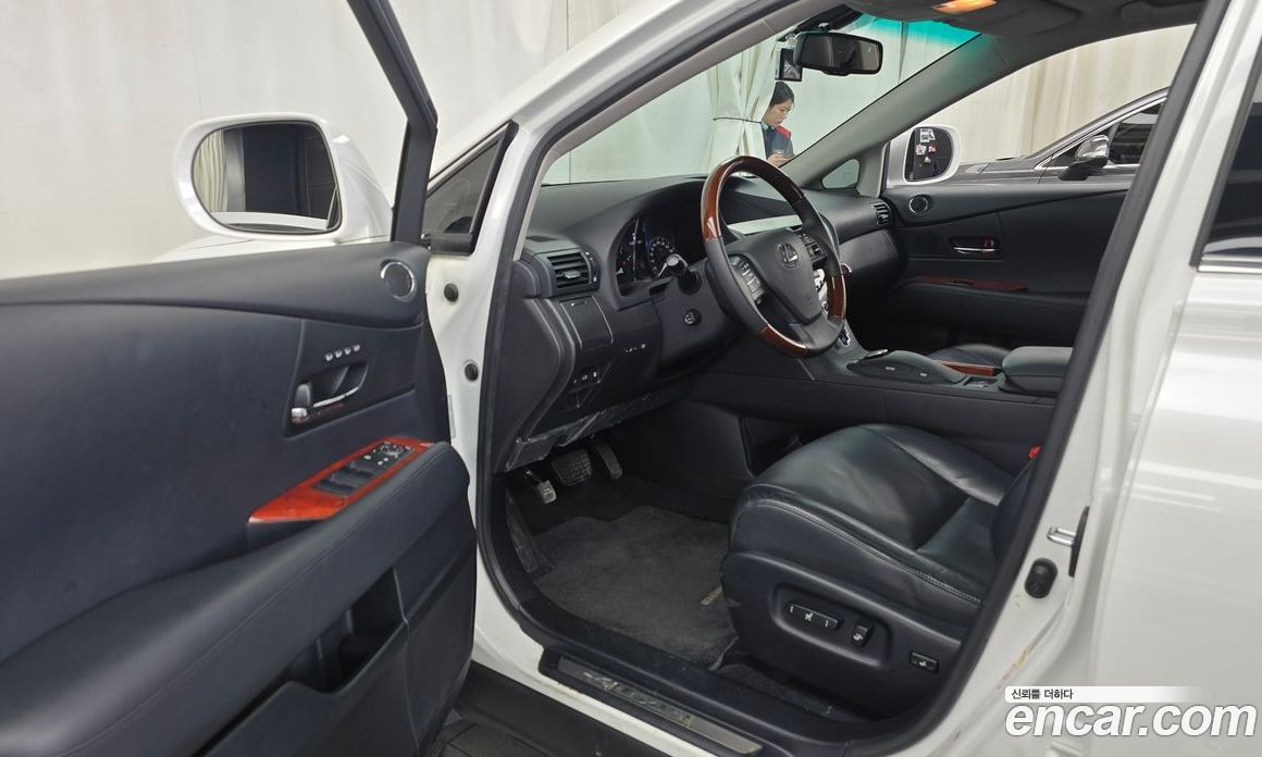 Lexus RX350 фото 10