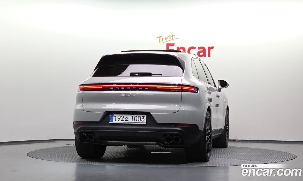 Porsche Cayenne 3rd Gen фото 4