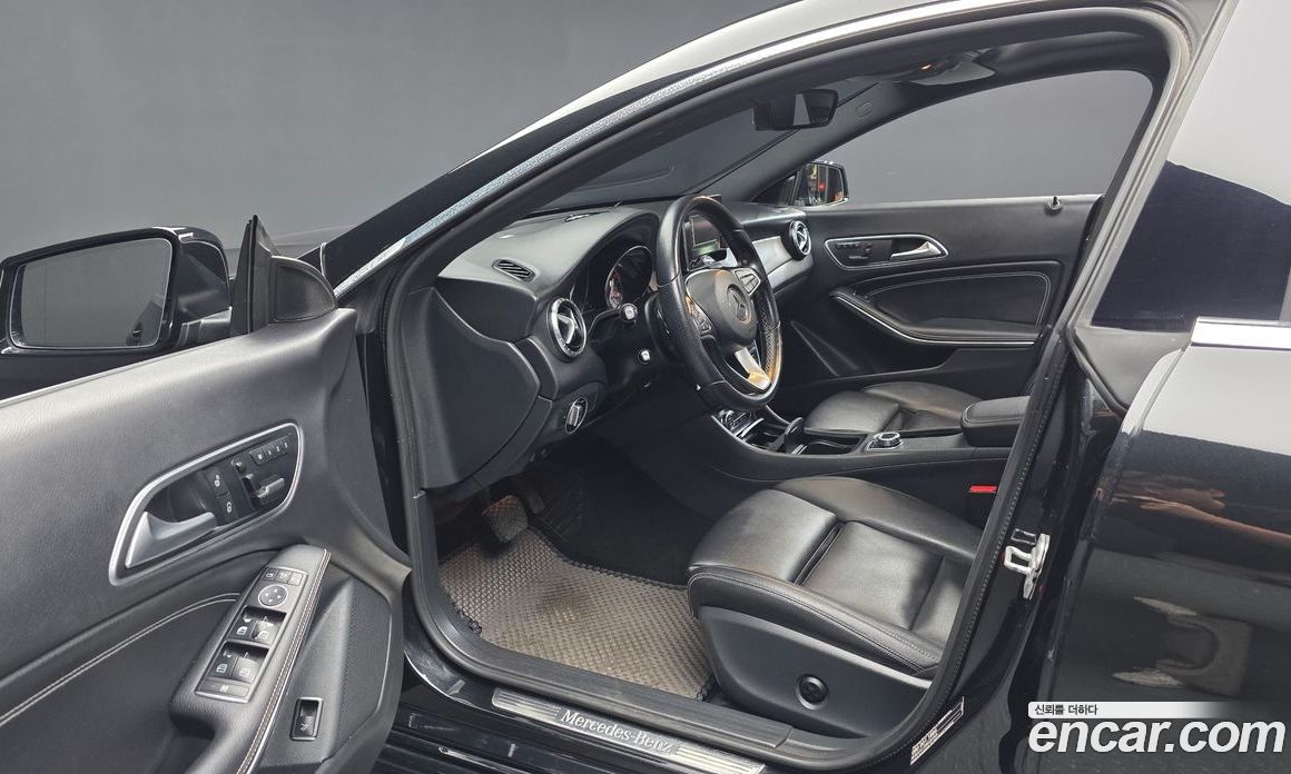 Mercedes-Benz CLA-Class C117 фото 10