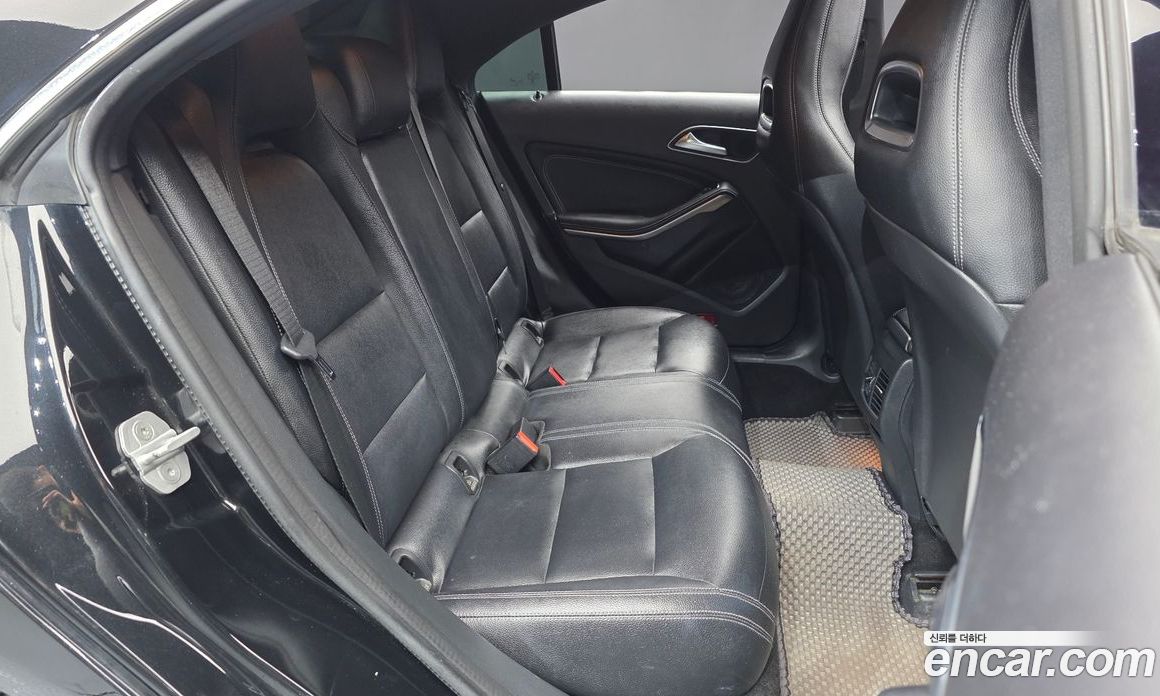 Mercedes-Benz CLA-Class C117 фото 12