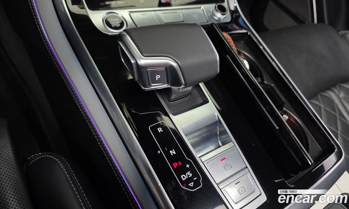 Audi Q8 (4M) фото 9
