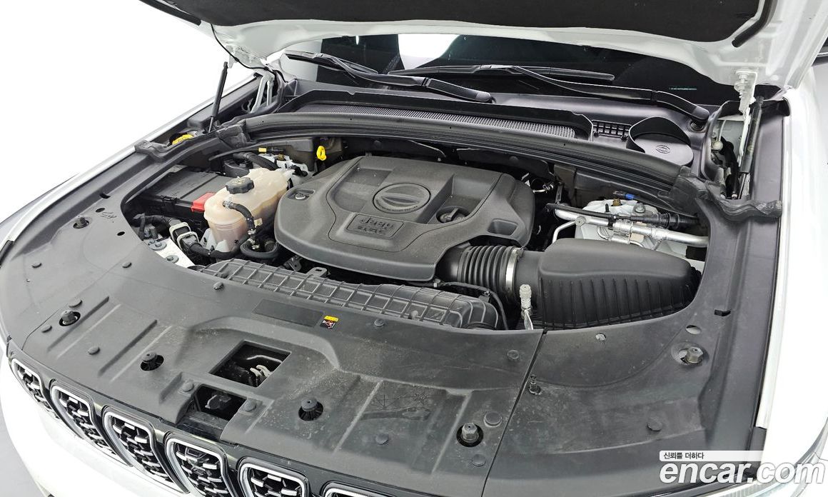 Jeep Grand Cherokee (WL) фото 6