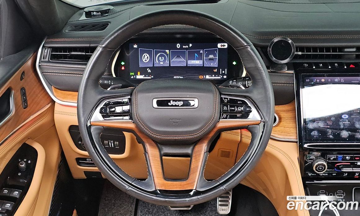 Jeep Grand Cherokee (WL) фото 13