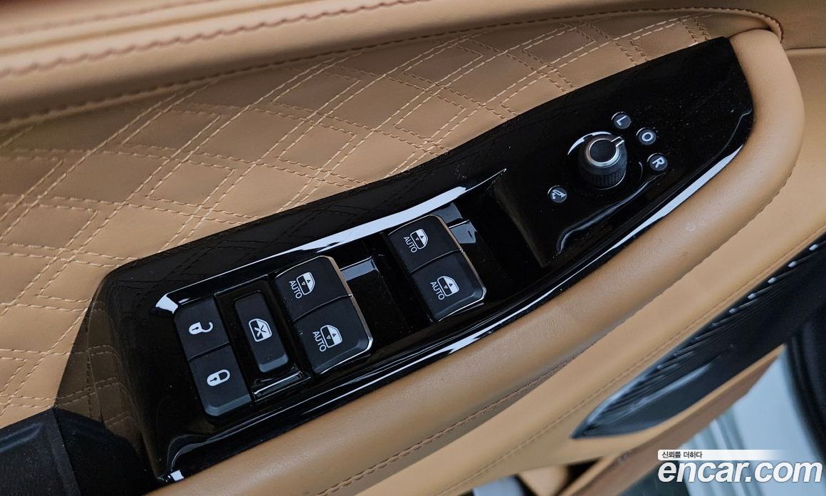 Jeep Grand Cherokee (WL) фото 17