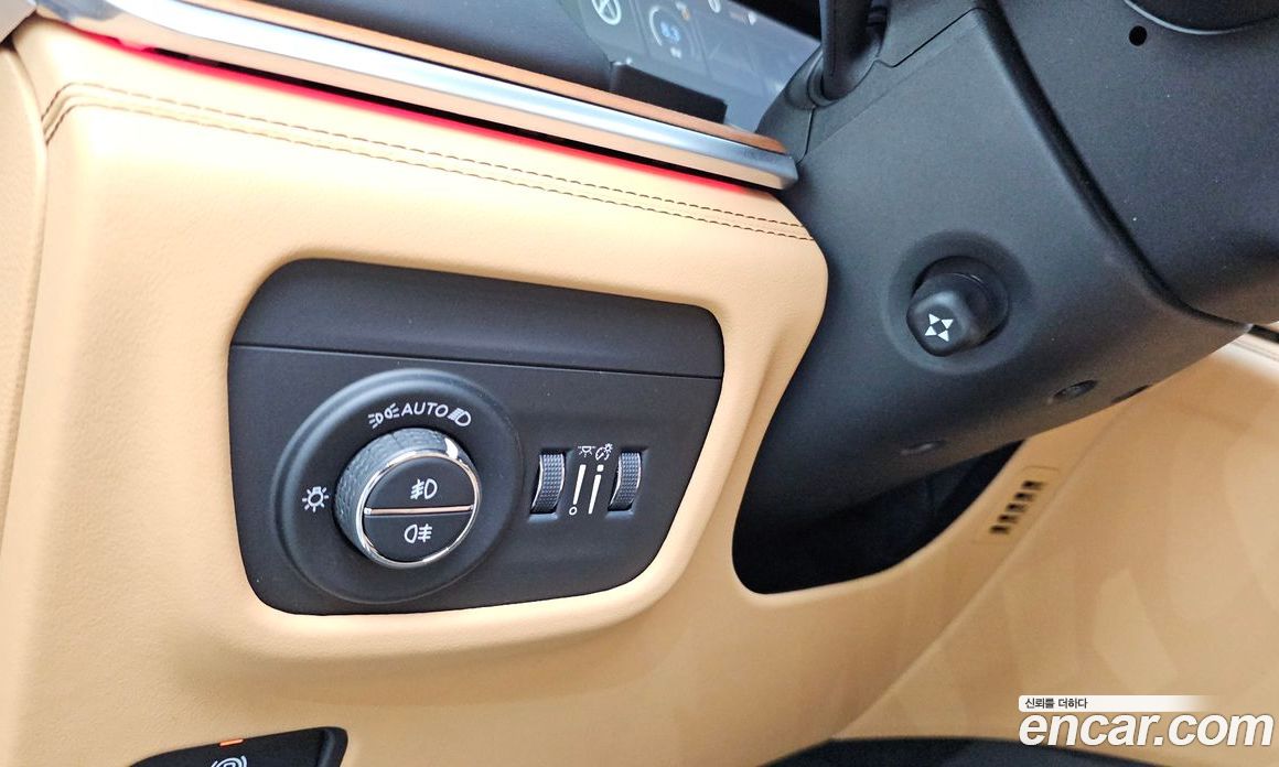 Jeep Grand Cherokee (WL) фото 18