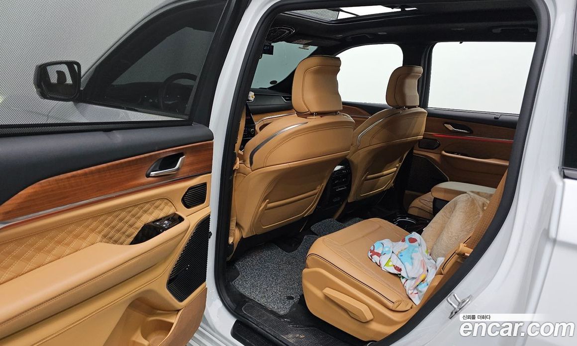 Jeep Grand Cherokee (WL) фото 26