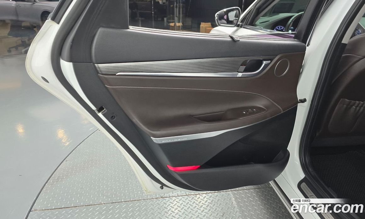 Hyundai Grandeur (IG) 6th Gen фото 26