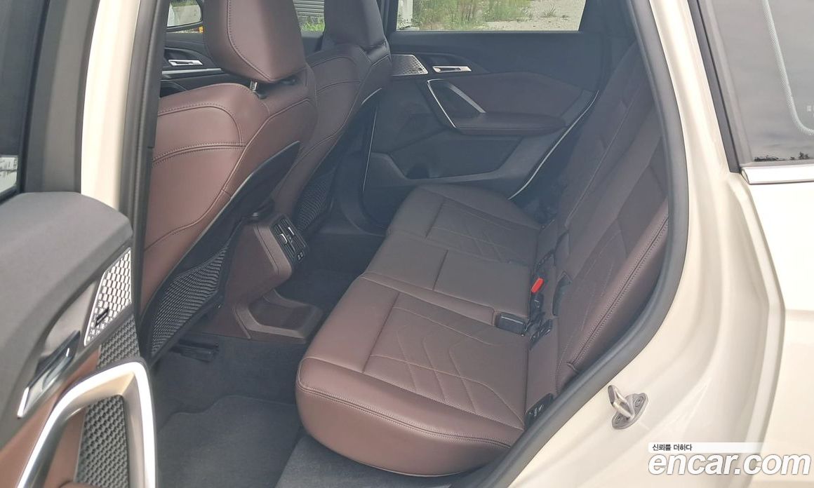 BMW X1 (U11) фото 11