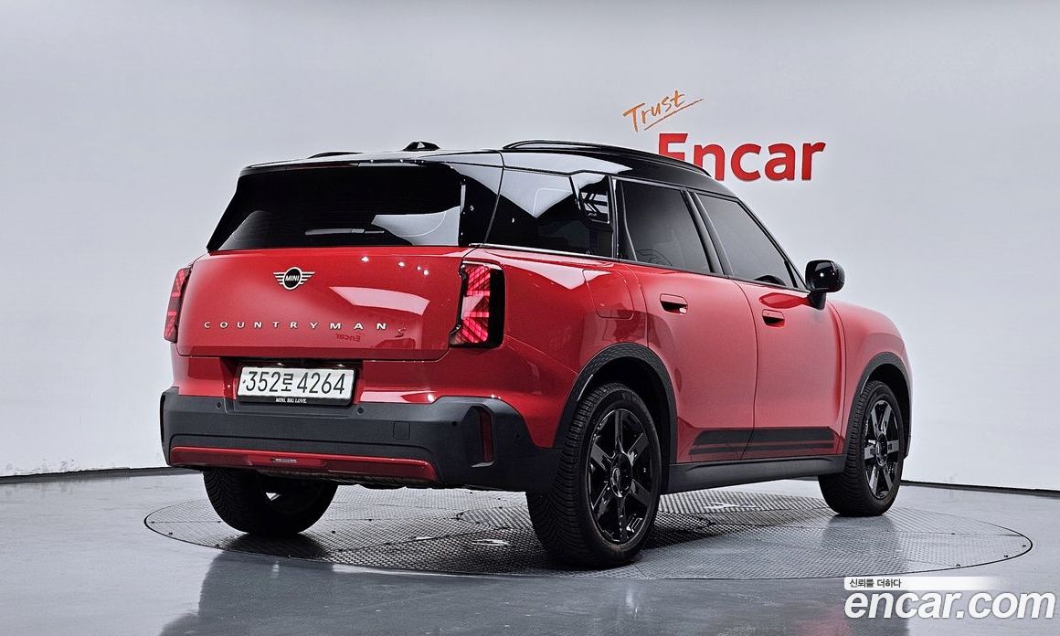 Mini Cooper Countryman S 3rd Gen фото 2