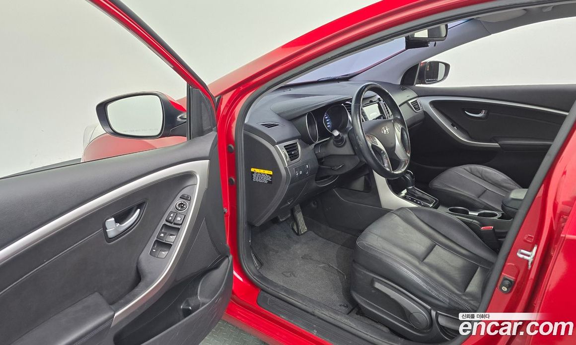 Hyundai i30 2nd Gen фото 10