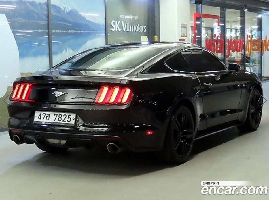 Ford Mustang фото 4