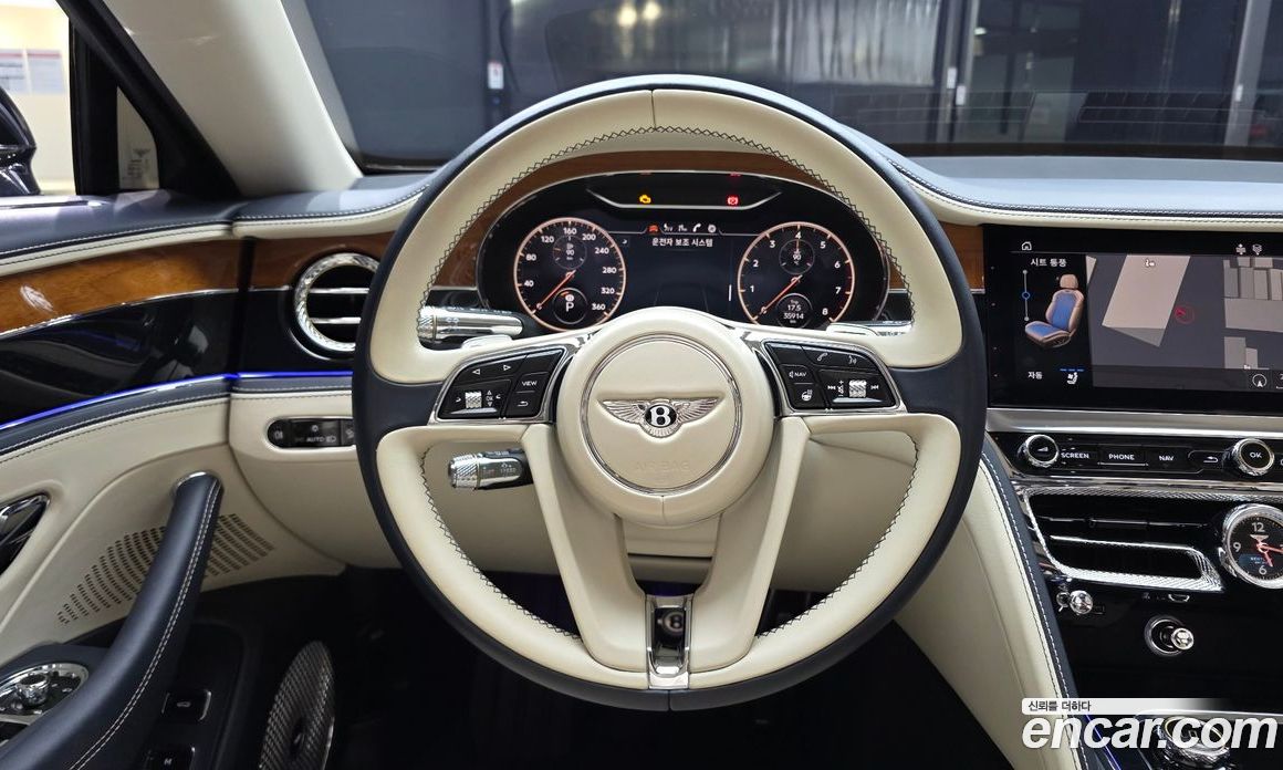 Bentley Flying Spur 3rd Gen фото 13