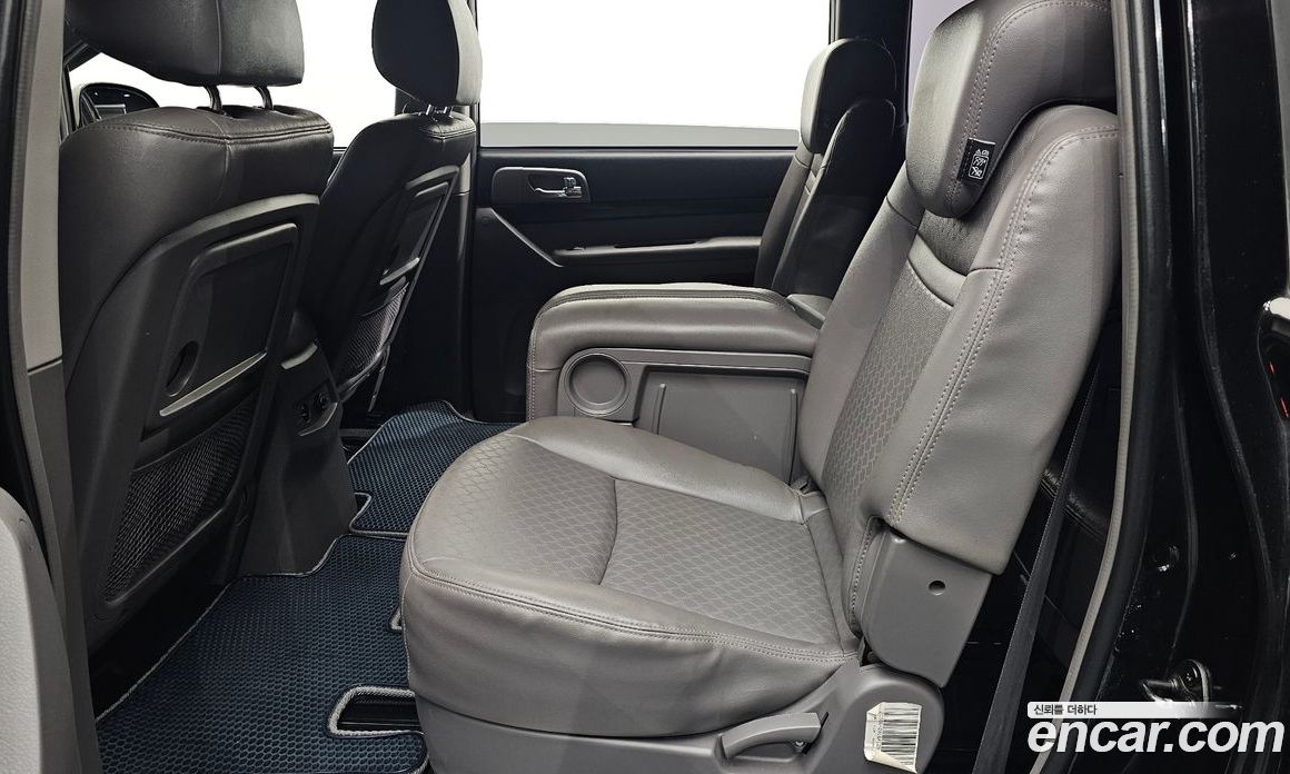 SsangYong (KG Mobility) Korando Turismo фото 30