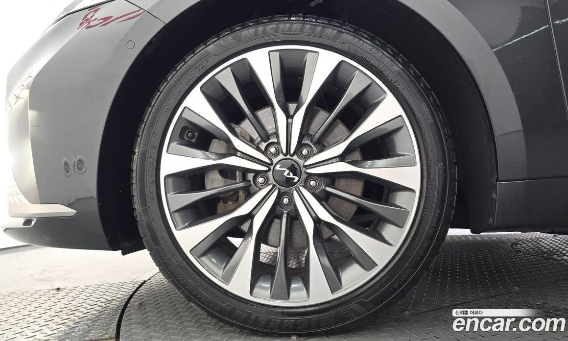 Kia K8 фото 5