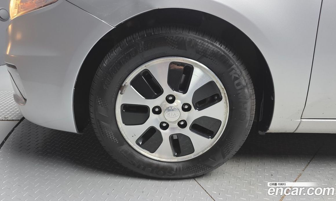 Kia Forte фото 5