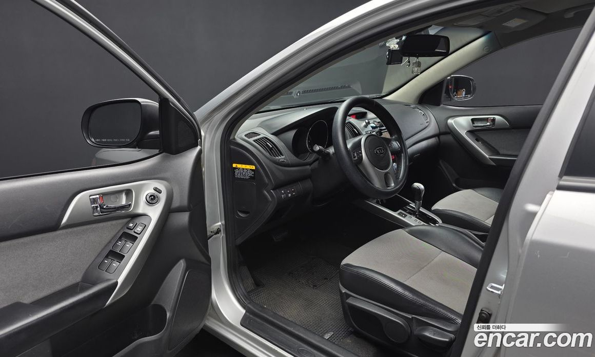 Kia Forte фото 10