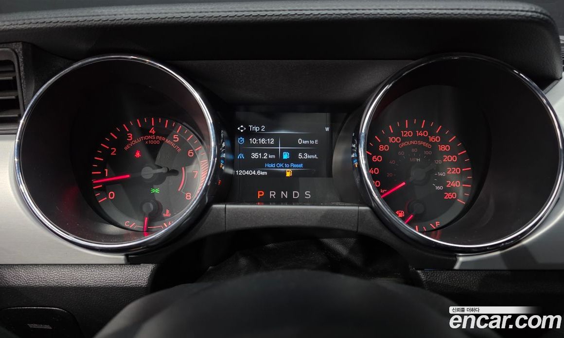 Ford Mustang фото 8