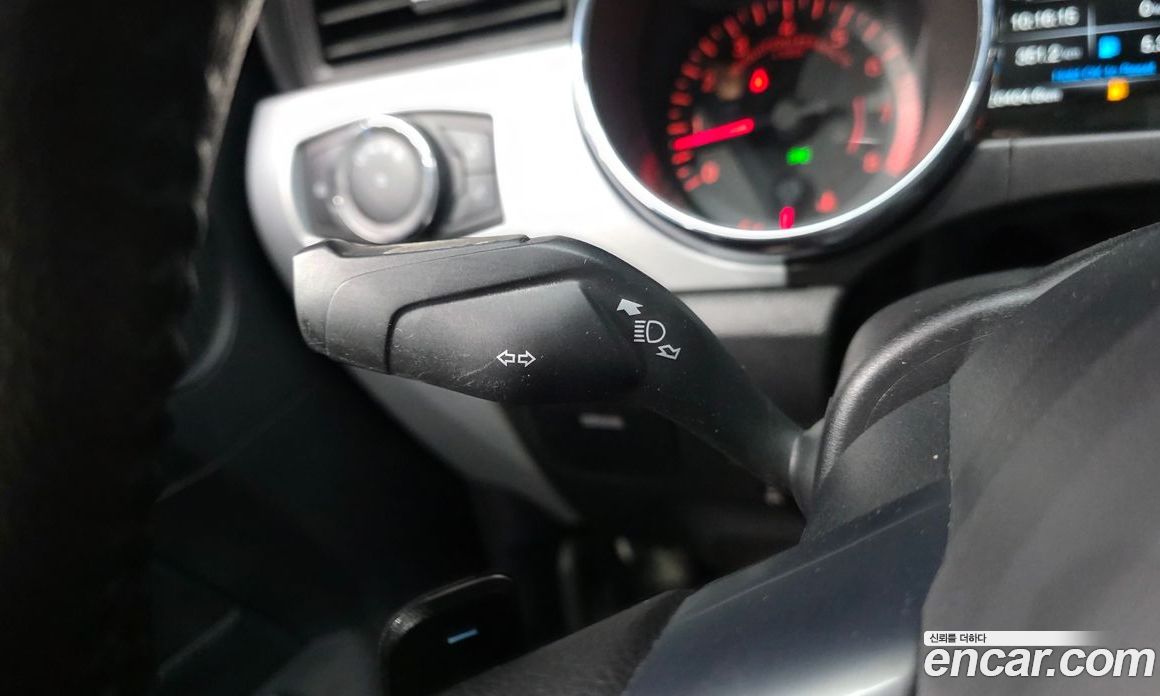 Ford Mustang фото 26