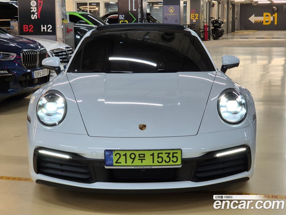 Porsche 911 (992) фото 2