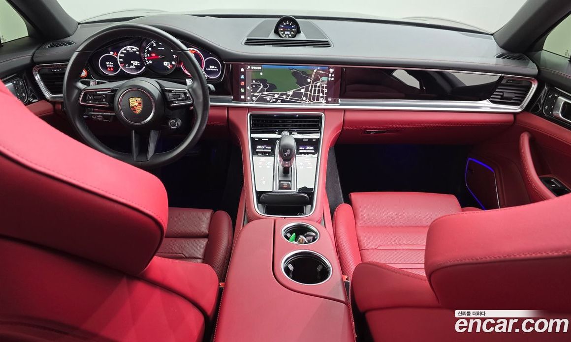Porsche Panamera (971) фото 7