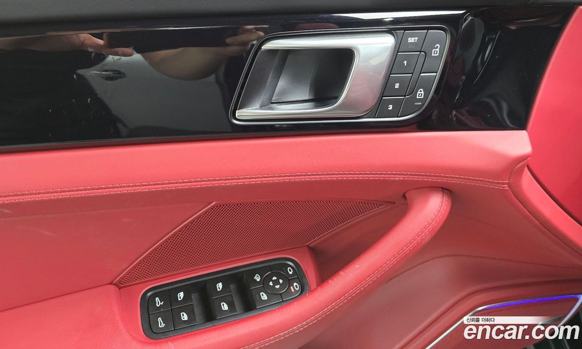 Porsche Panamera (971) фото 20