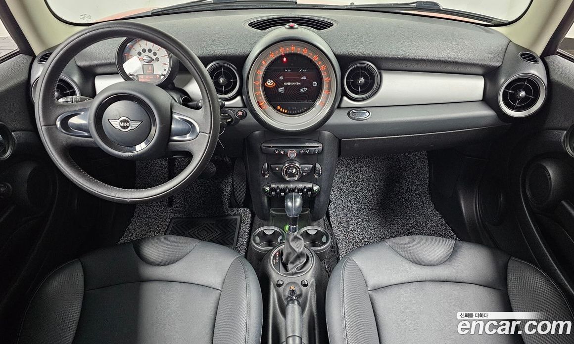 Mini Cooper фото 6