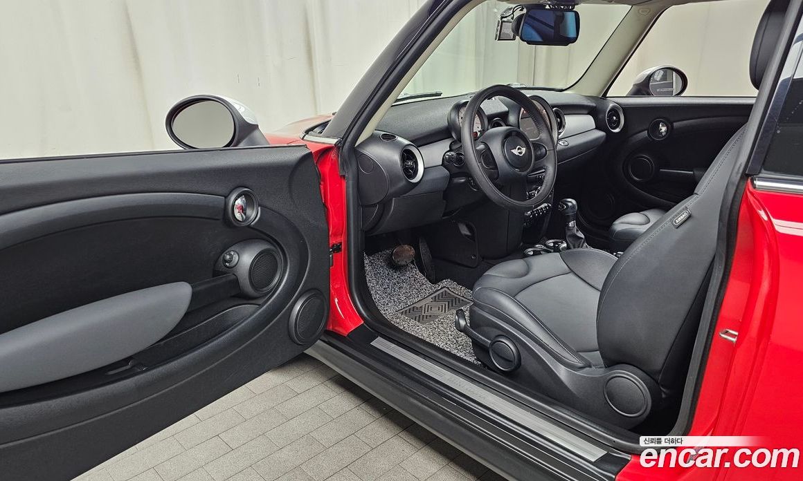Mini Cooper фото 9
