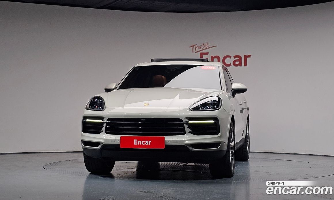Porsche Cayenne 3rd Gen фото 2