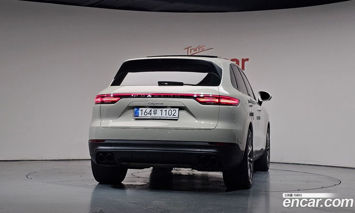 Porsche Cayenne 3rd Gen фото 3