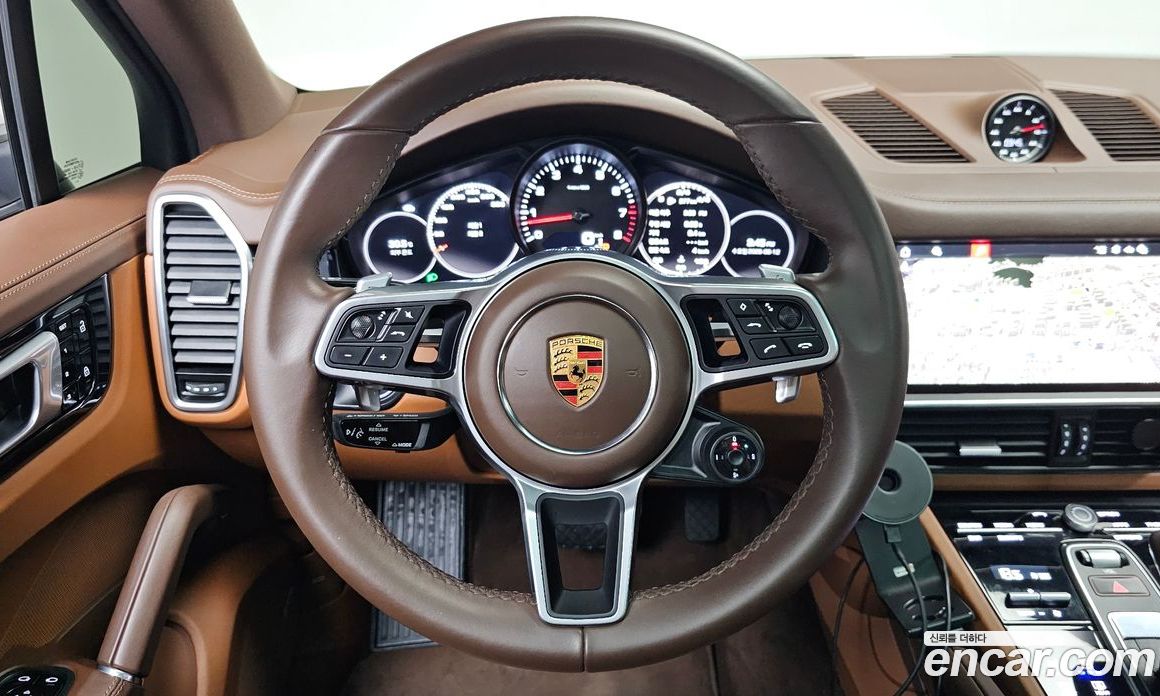 Porsche Cayenne 3rd Gen фото 12