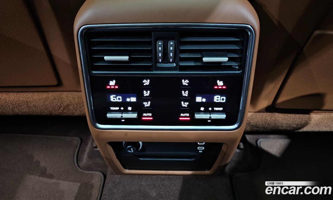 Porsche Cayenne 3rd Gen фото 29