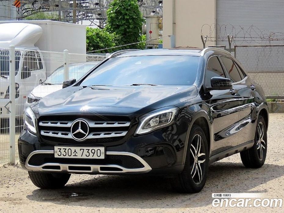 Mercedes-Benz GLA-Class X156 фото 2