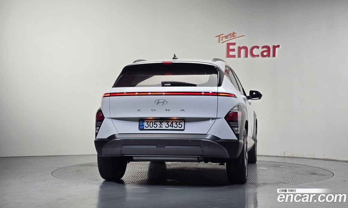 Hyundai Kona (SX2) фото 3