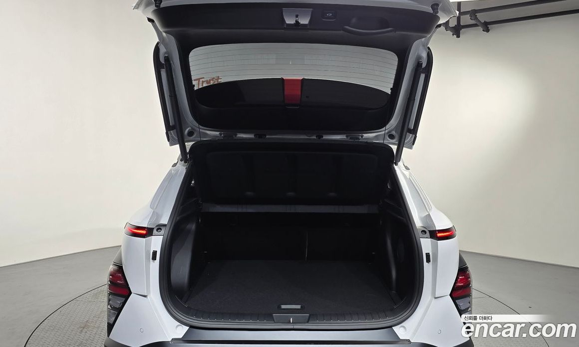 Hyundai Kona (SX2) фото 16