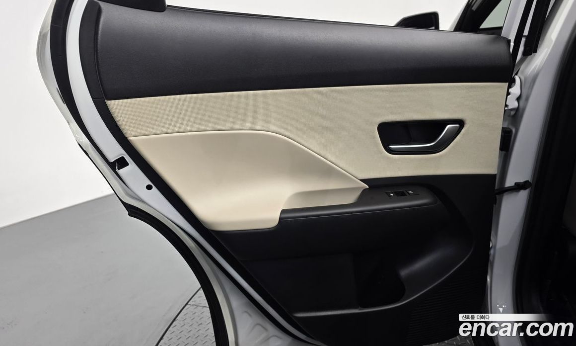 Hyundai Kona (SX2) фото 25
