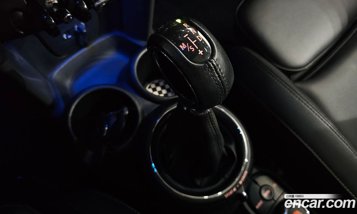 Mini Cooper D фото 8
