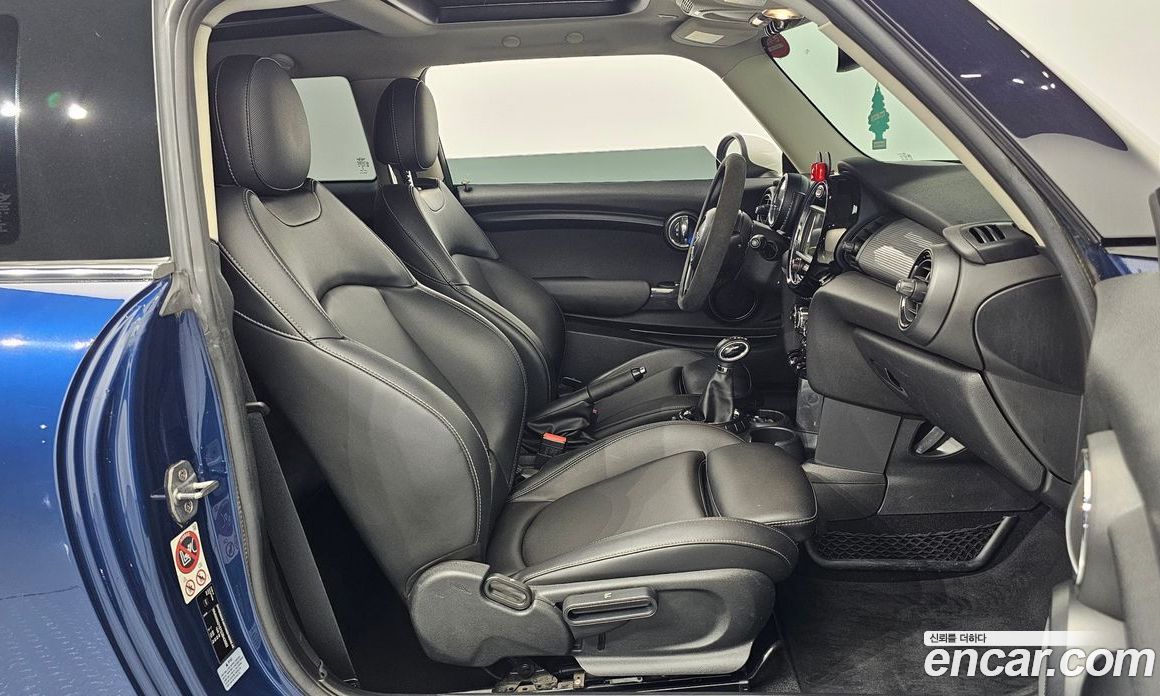 Mini Cooper D фото 11