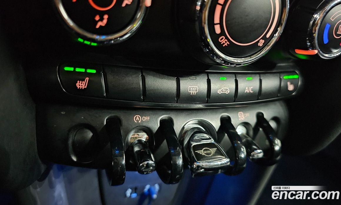 Mini Cooper D фото 15