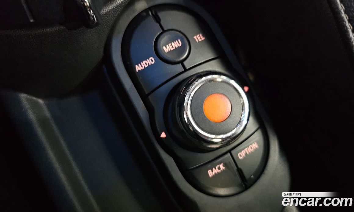 Mini Cooper D фото 16