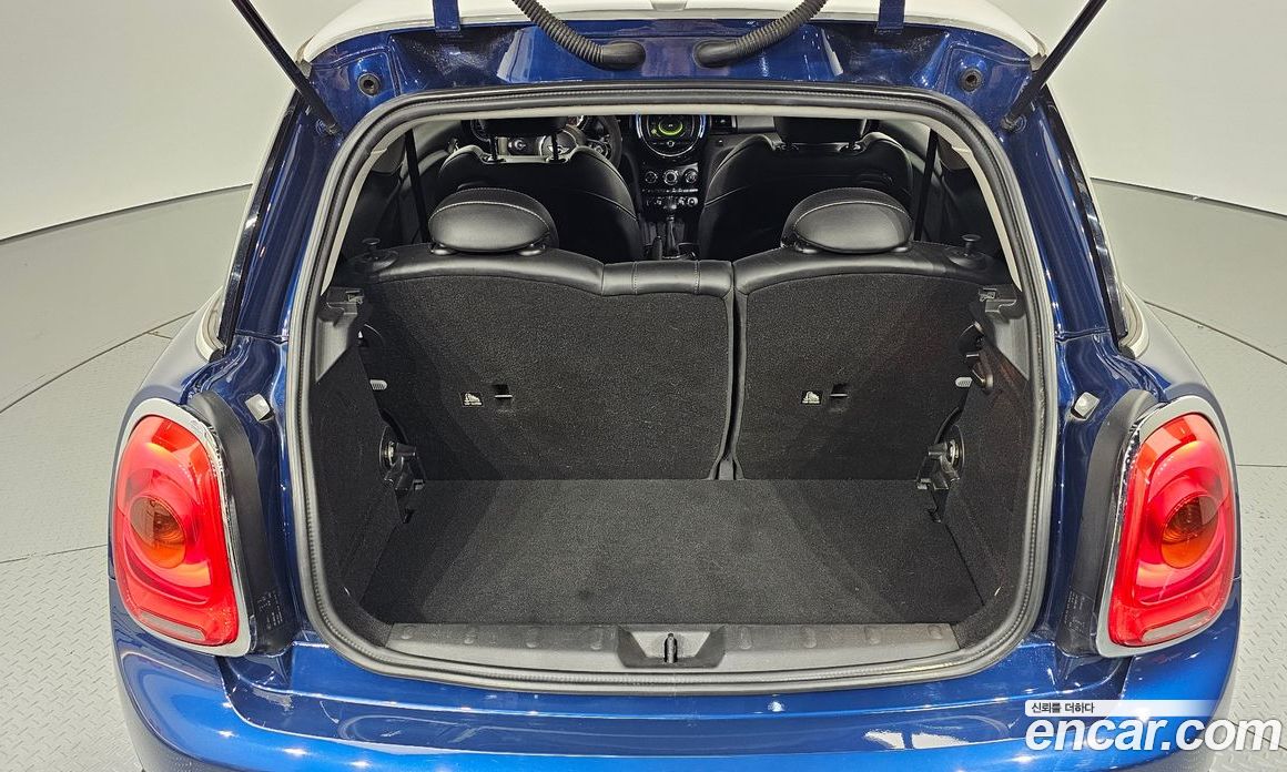 Mini Cooper D фото 19