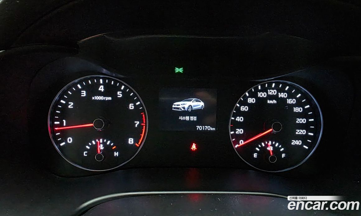Kia K3 2nd Gen фото 8